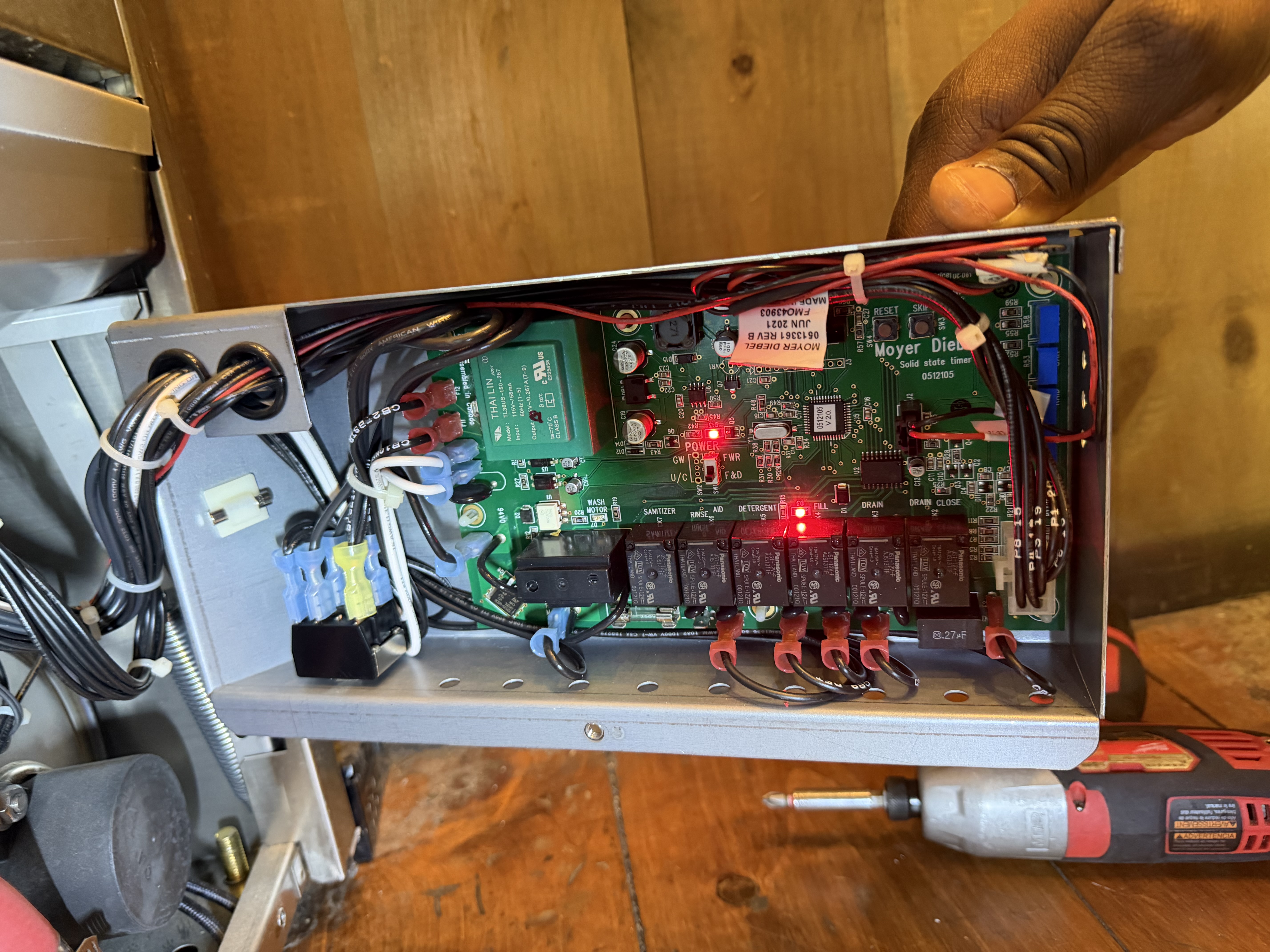 Completed appliance repair service